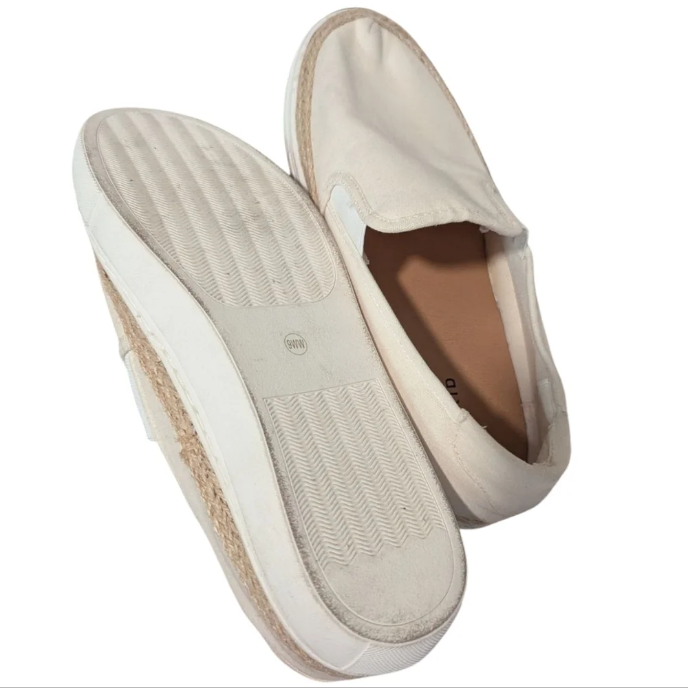 Torrid,Women's Ivory Slip-On Espadrille Sneakers, Size 9W